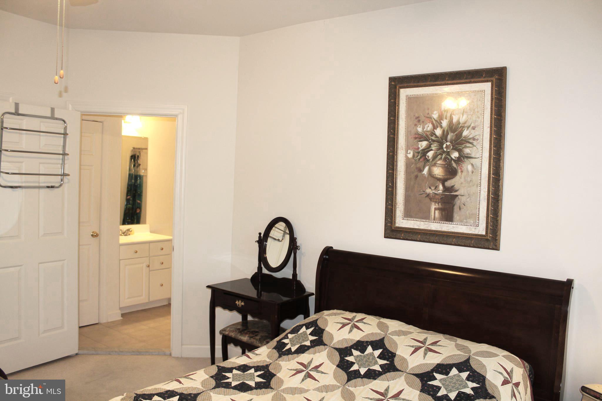 NORTH POTOMAC - Residential