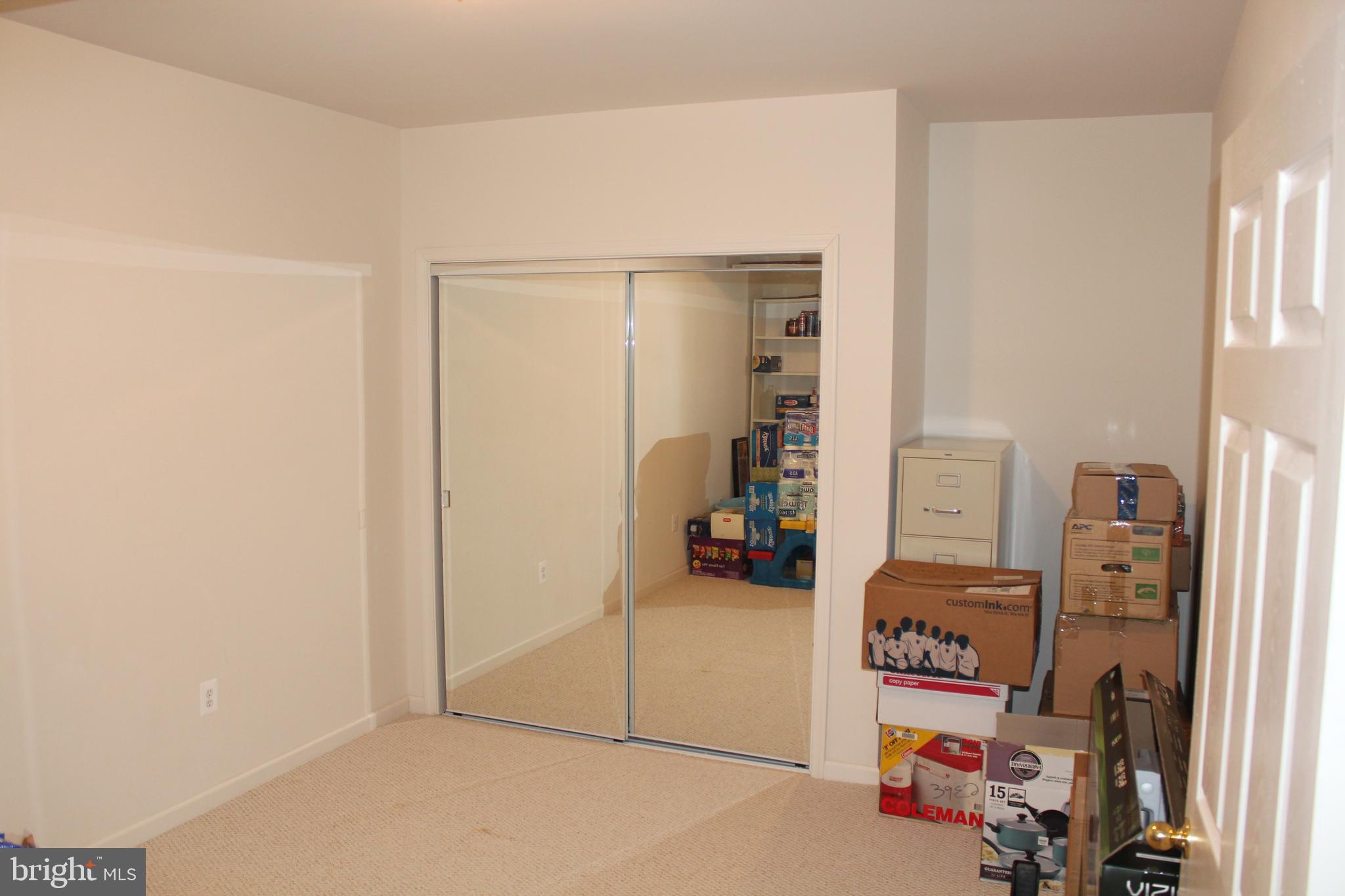 NORTH POTOMAC - Residential