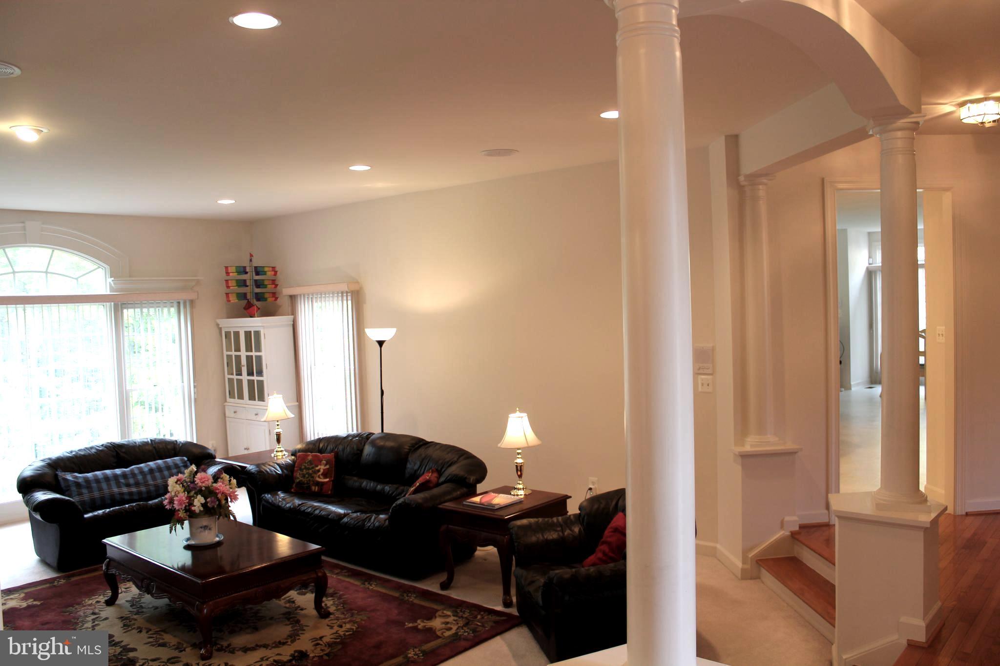 NORTH POTOMAC - Residential