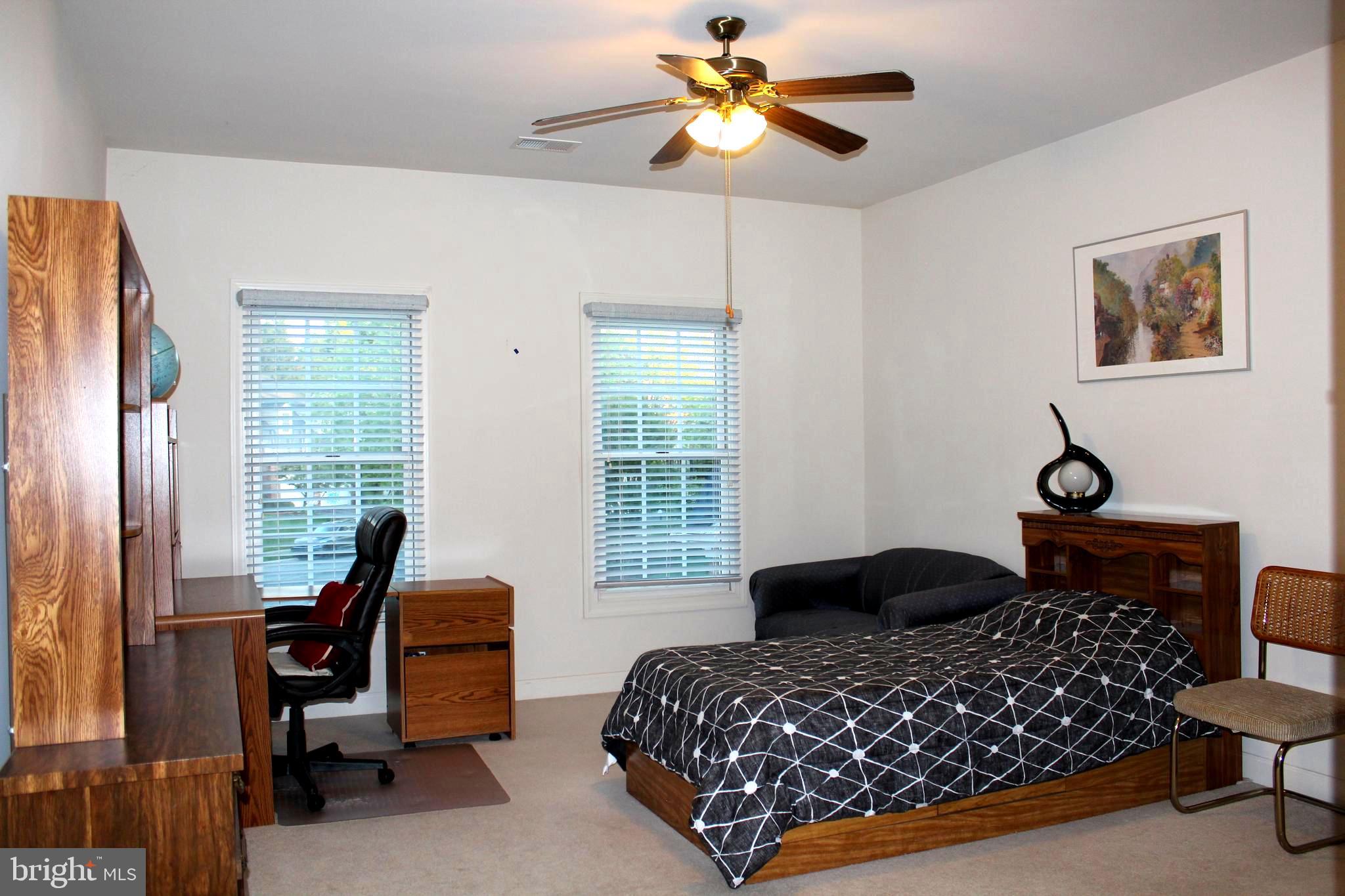 NORTH POTOMAC - Residential