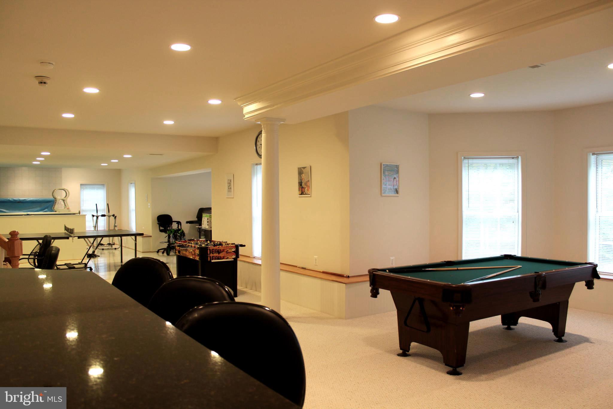 NORTH POTOMAC - Residential