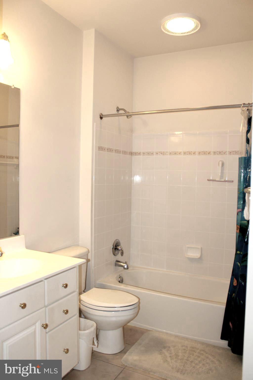 NORTH POTOMAC - Residential