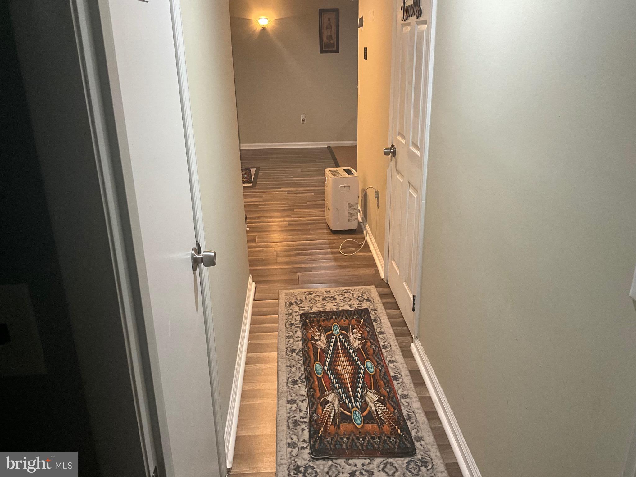 CLINTON VIEW - Residential Lease