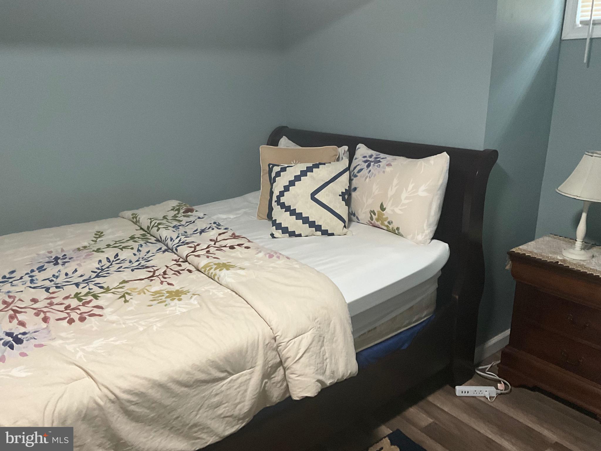 CLINTON VIEW - Residential Lease