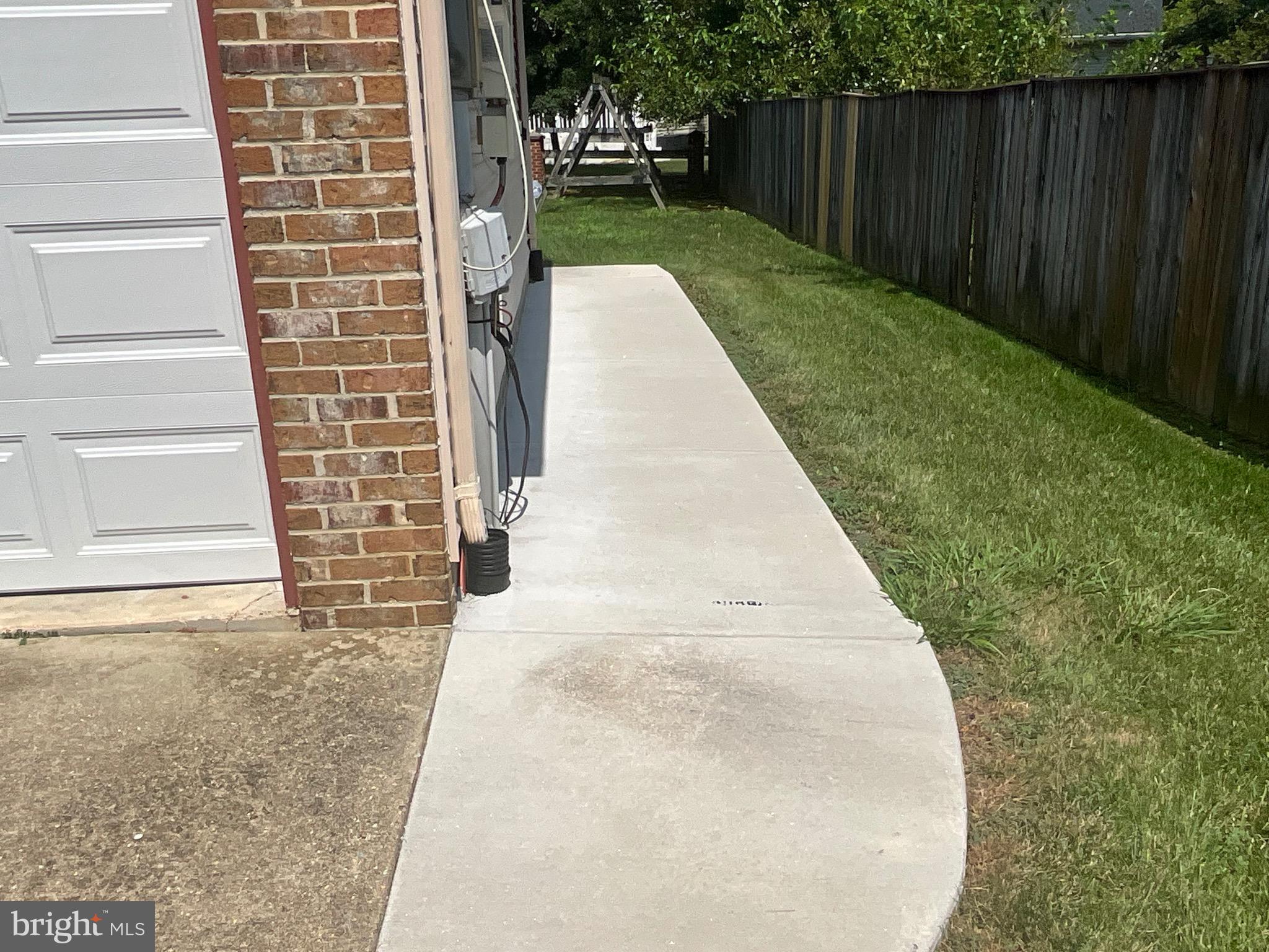 CLINTON VIEW - Residential Lease