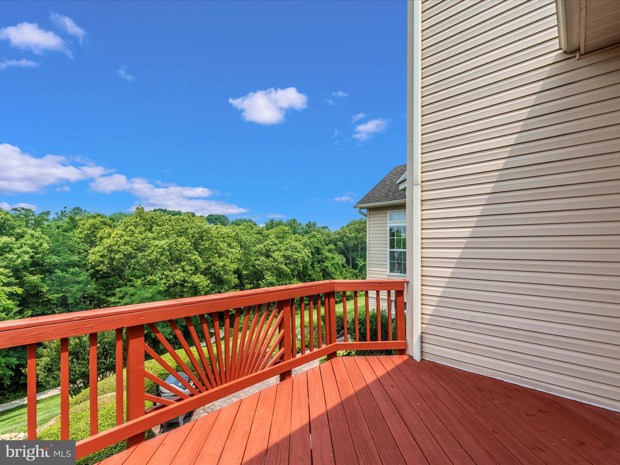 NORTH POINTE - Residential