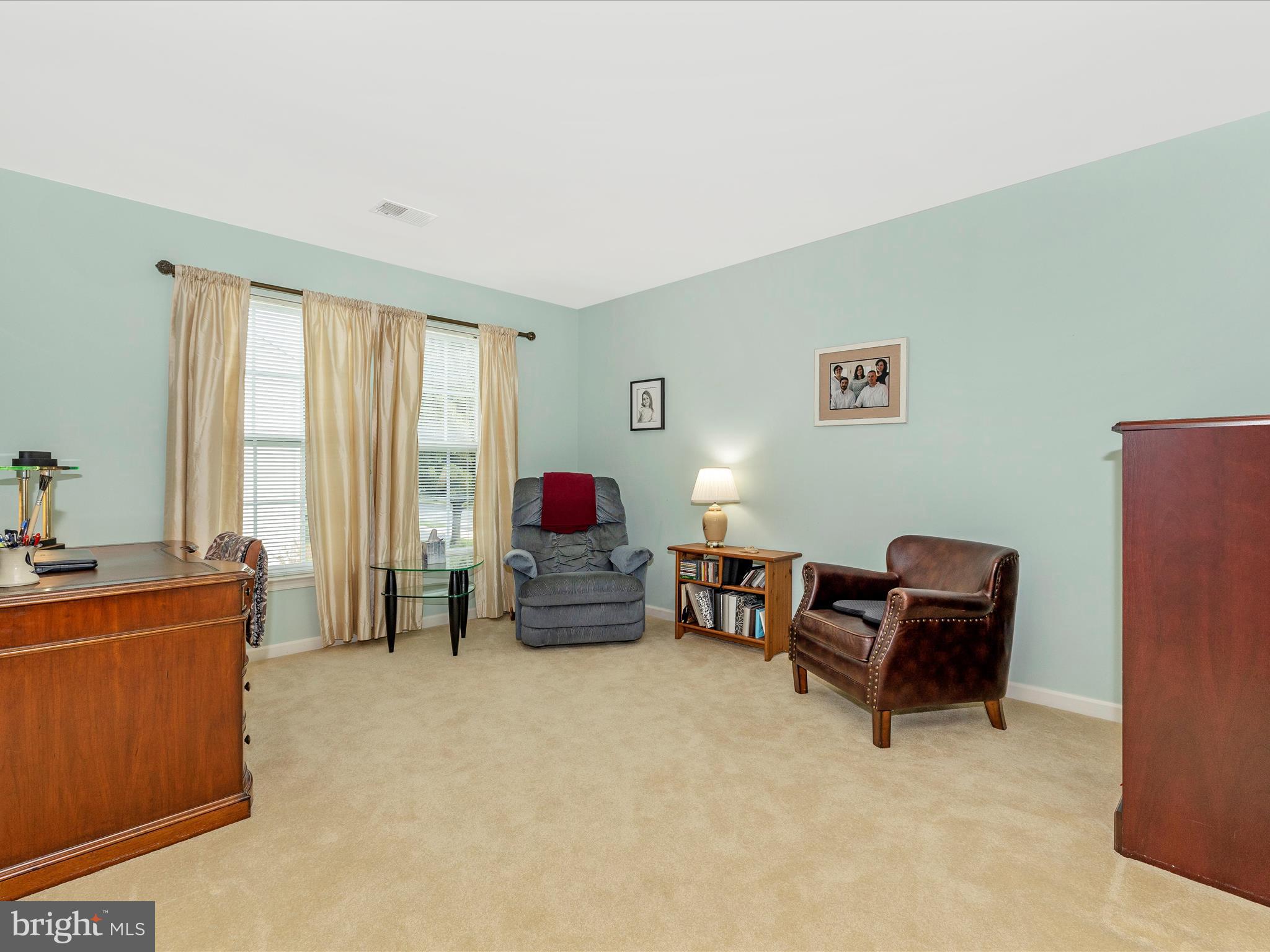 NORTH POINTE - Residential