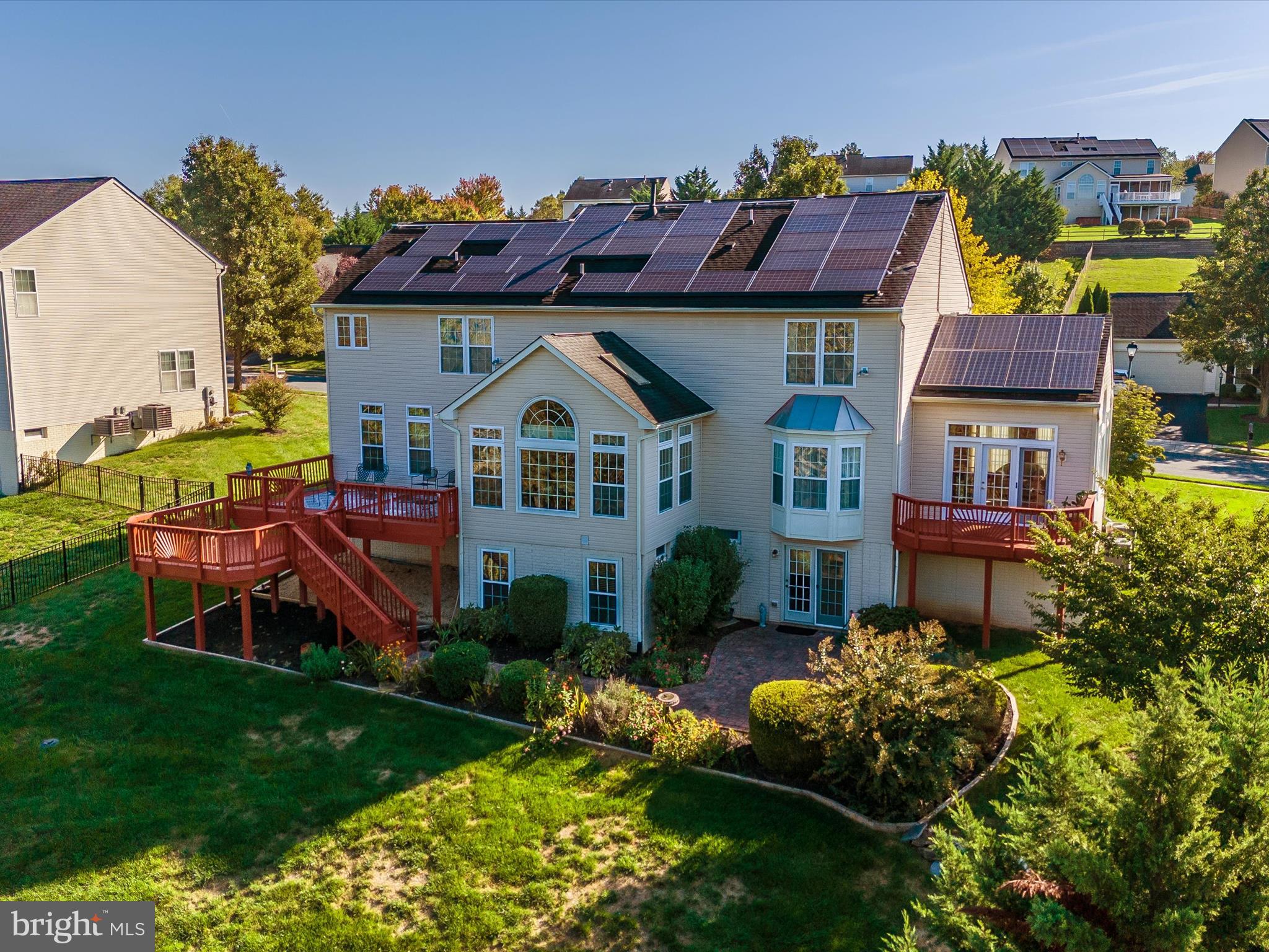 NORTH POINTE - Residential