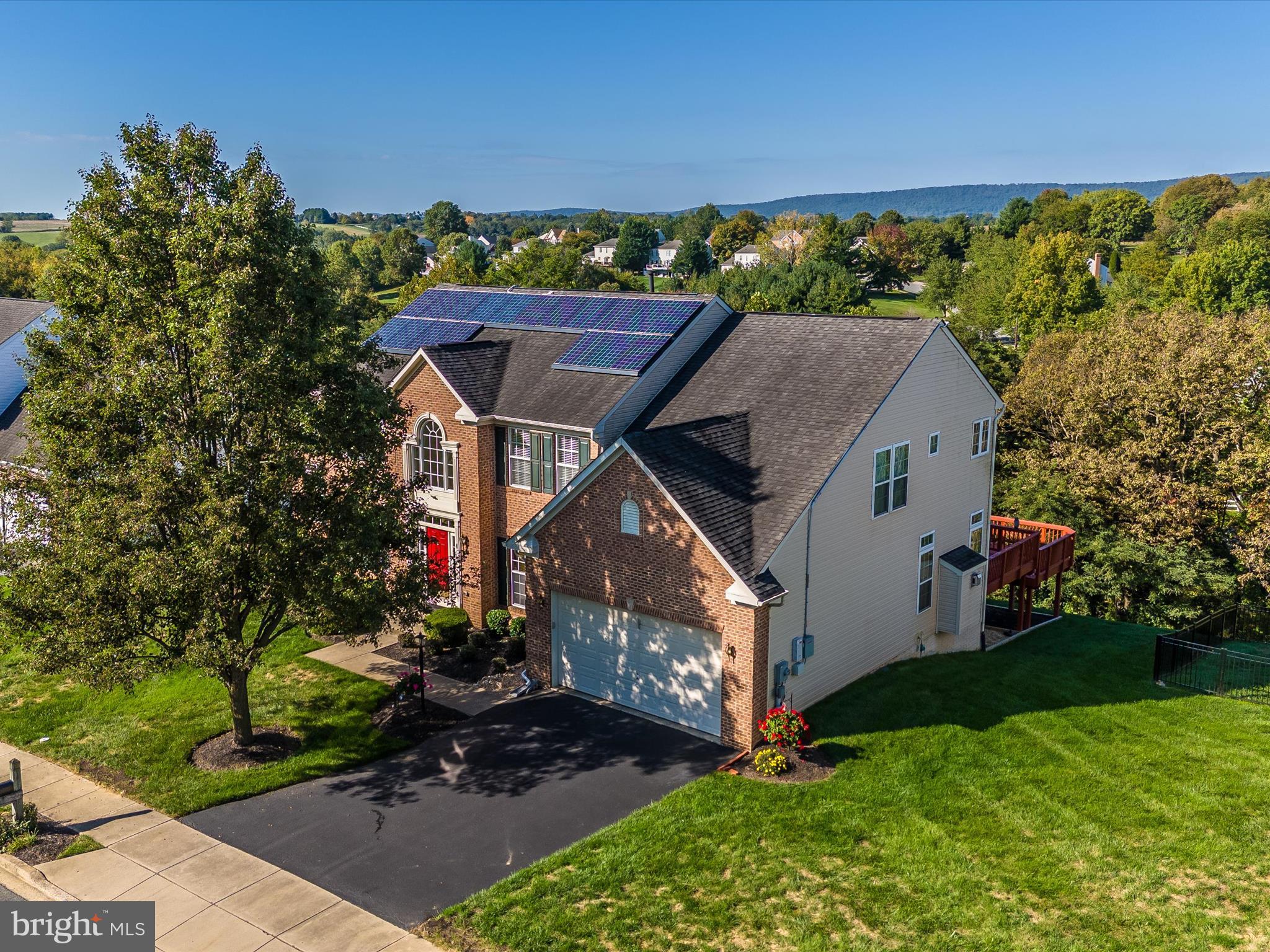 NORTH POINTE - Residential