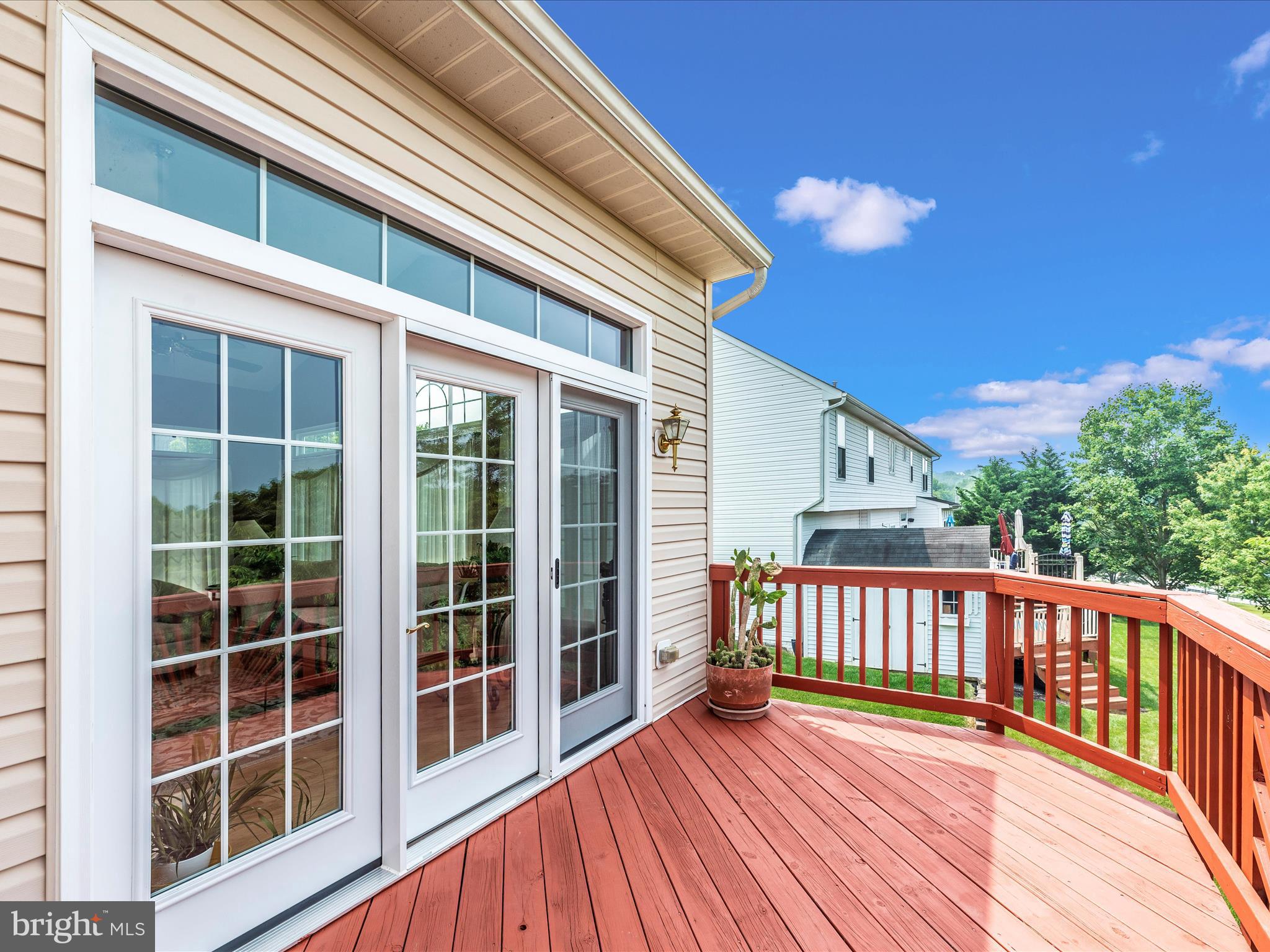 NORTH POINTE - Residential