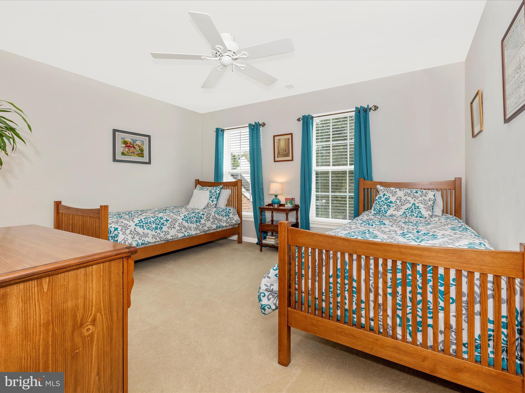 NORTH POINTE - Residential