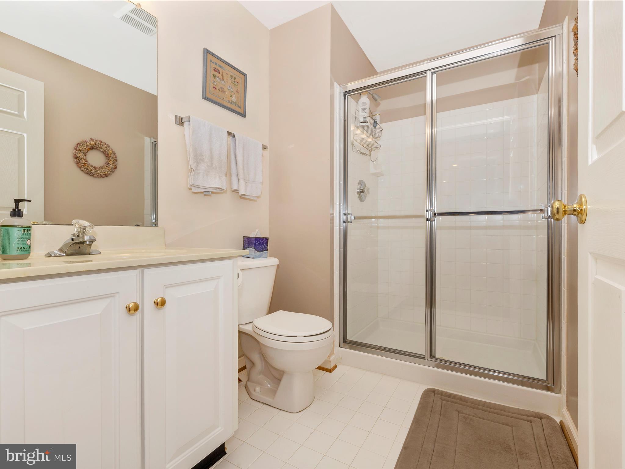 NORTH POINTE - Residential