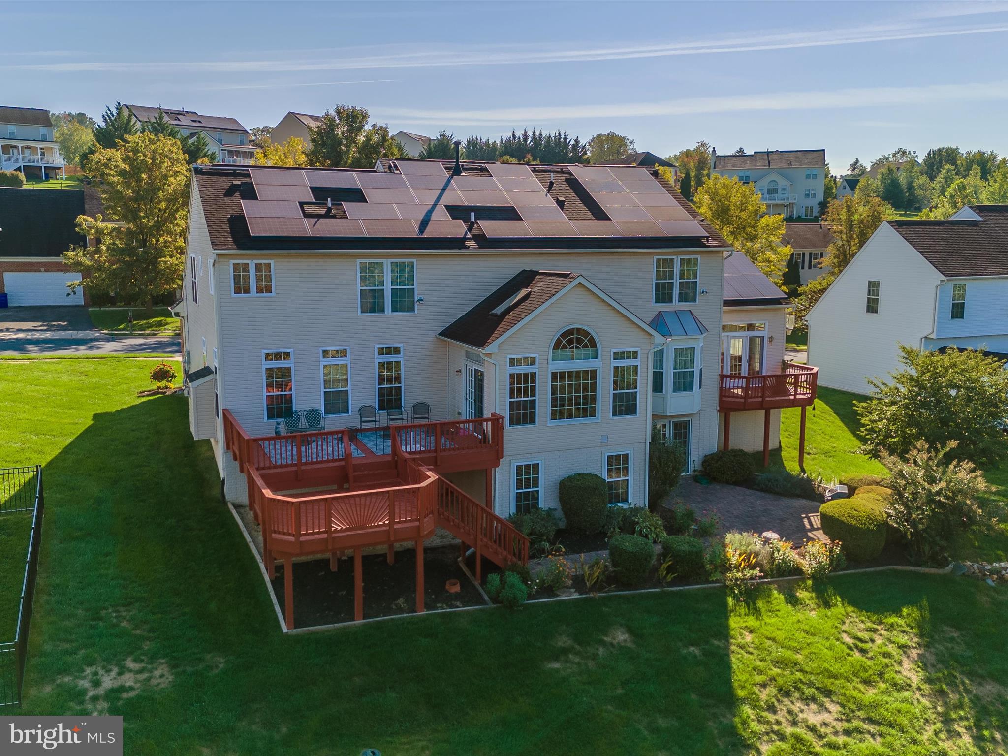 NORTH POINTE - Residential