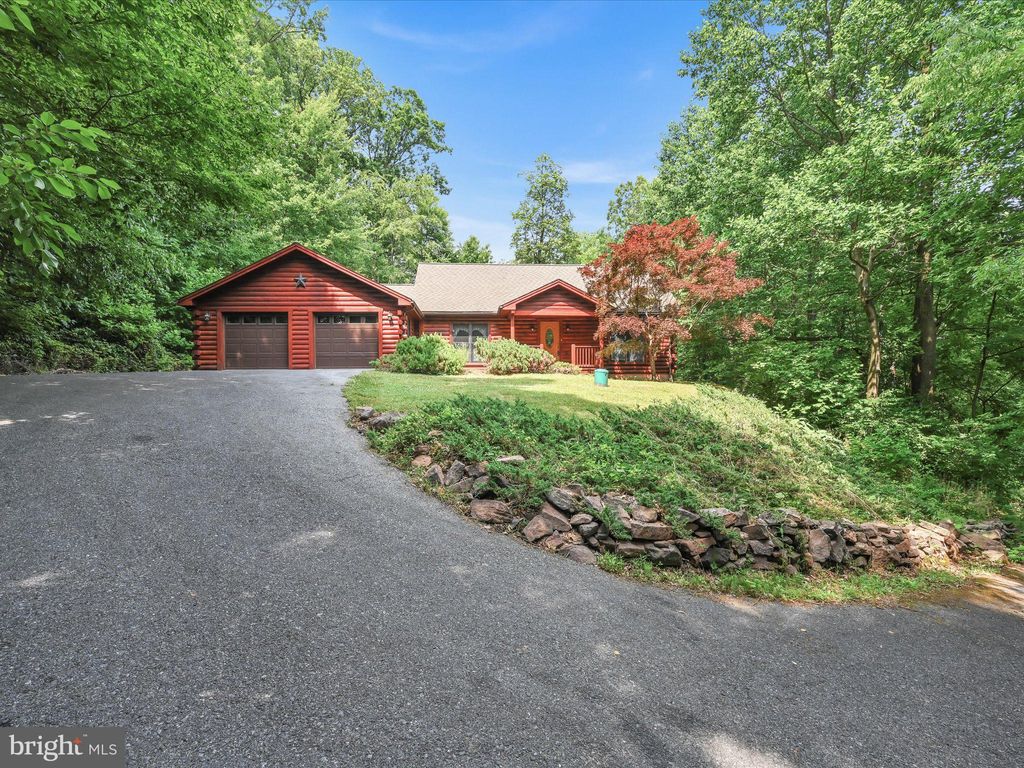 Photo of 376 RIDGE AVE, EPHRATA, PA 17522 (MLS # PALA2036716)