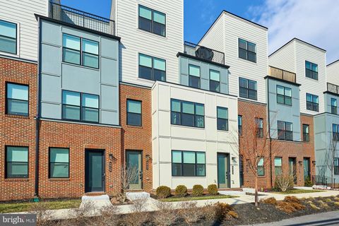 4937 EISENHOWER AVENUE ALEXANDRIA VA 22304