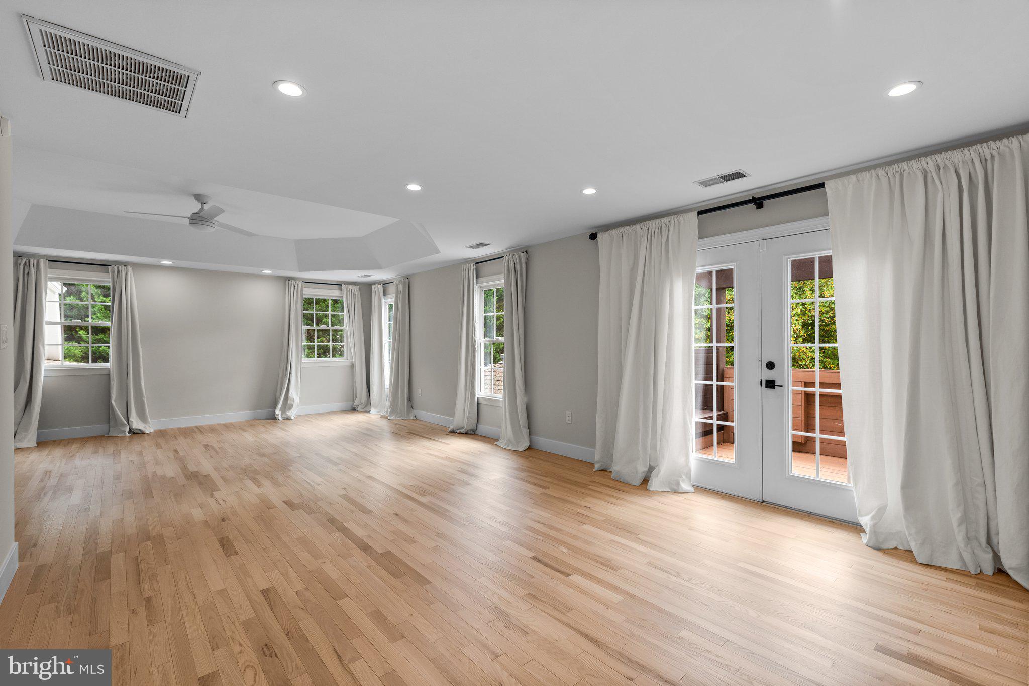 ROCKY BROOK PARK - Residential