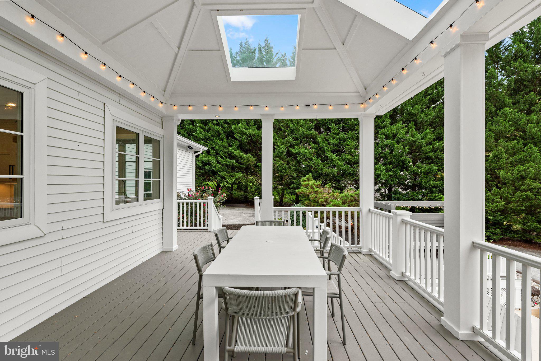 ROCKY BROOK PARK - Residential