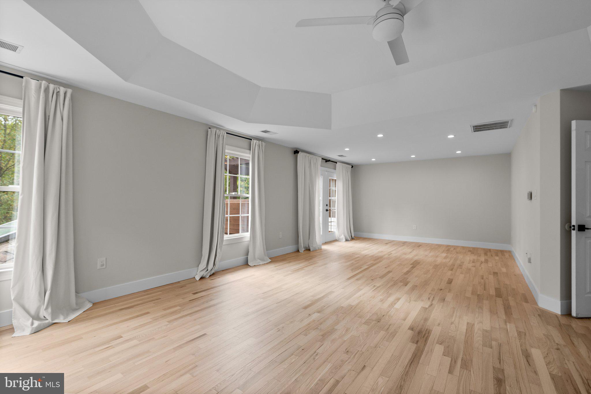 ROCKY BROOK PARK - Residential