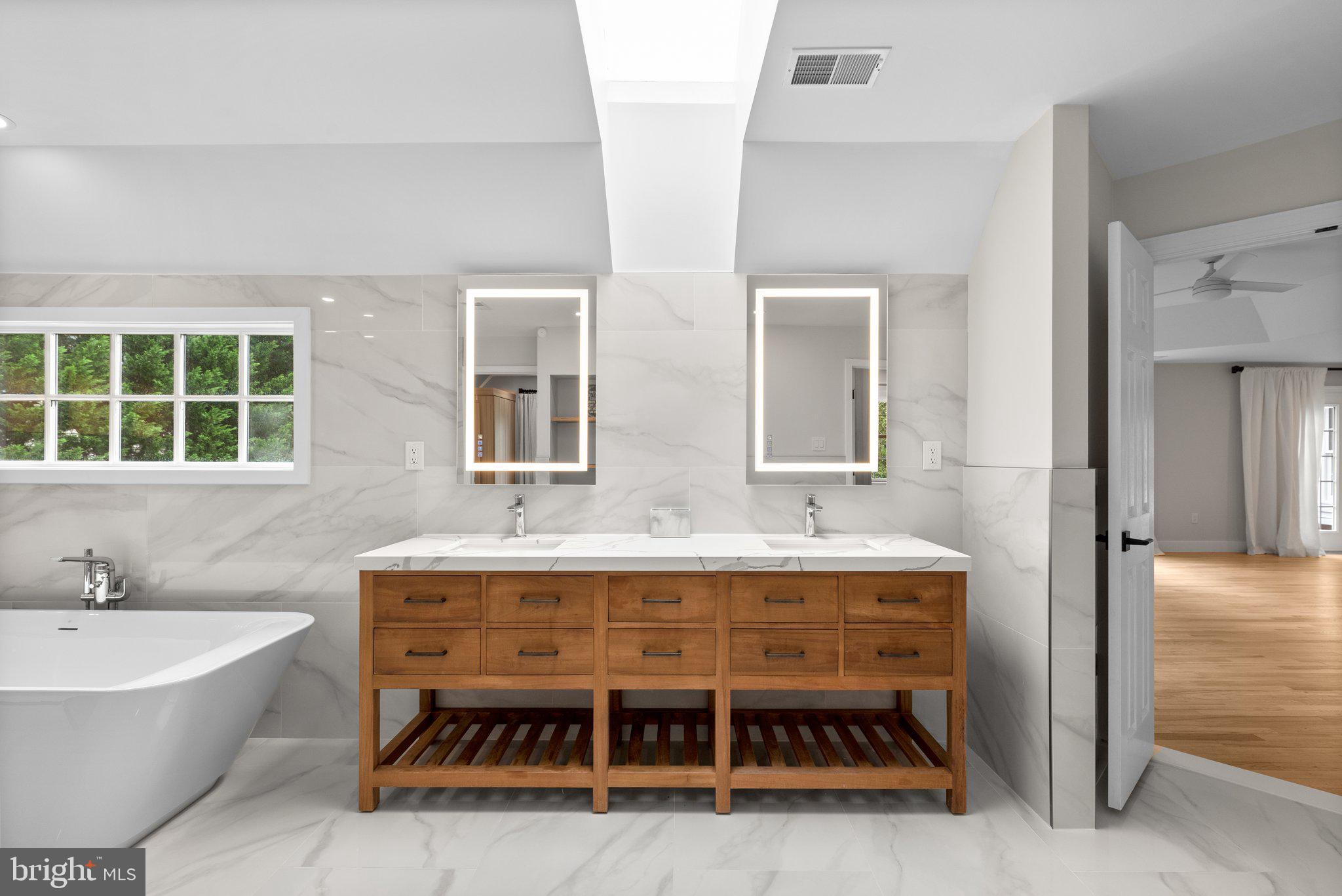 ROCKY BROOK PARK - Residential