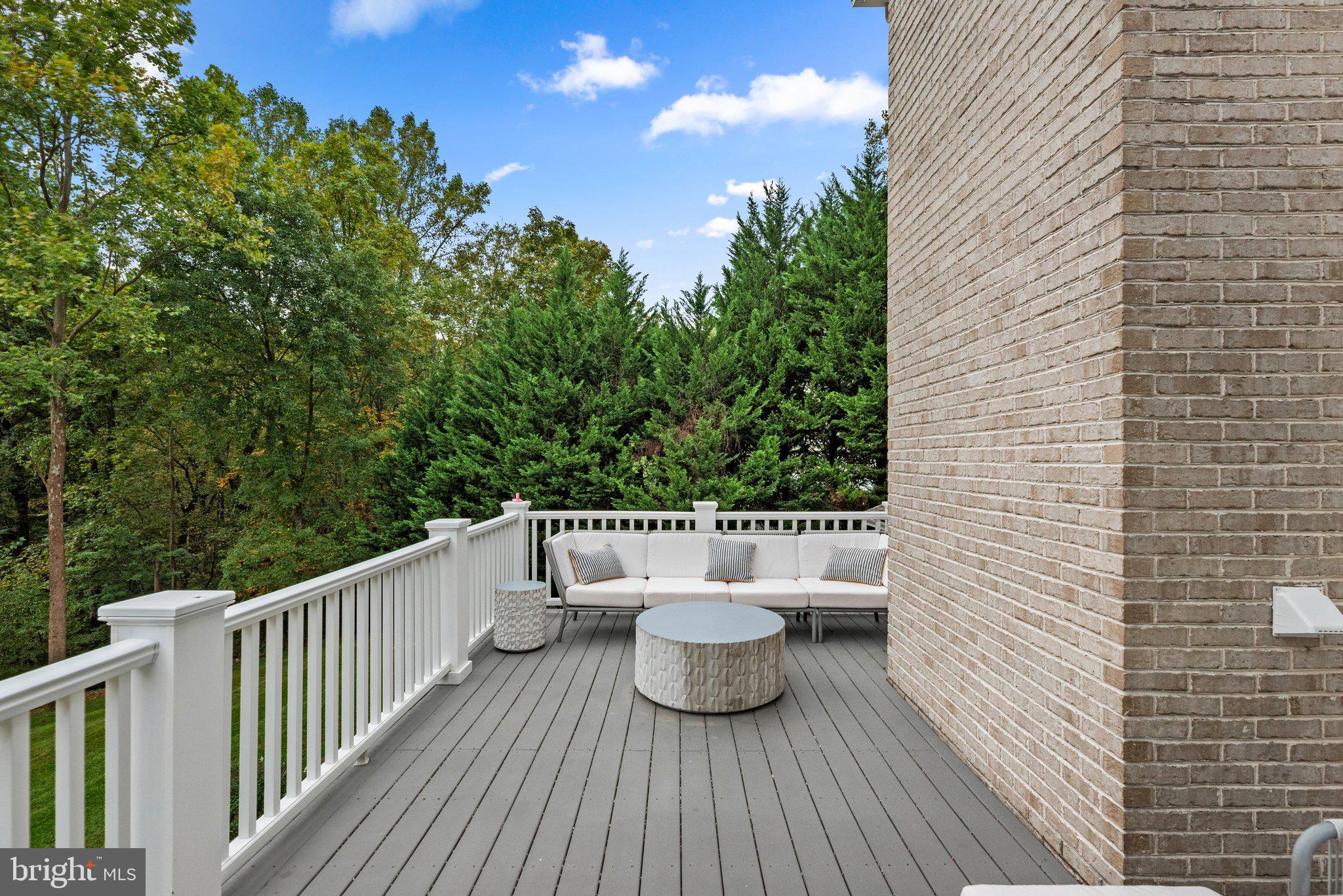 ROCKY BROOK PARK - Residential