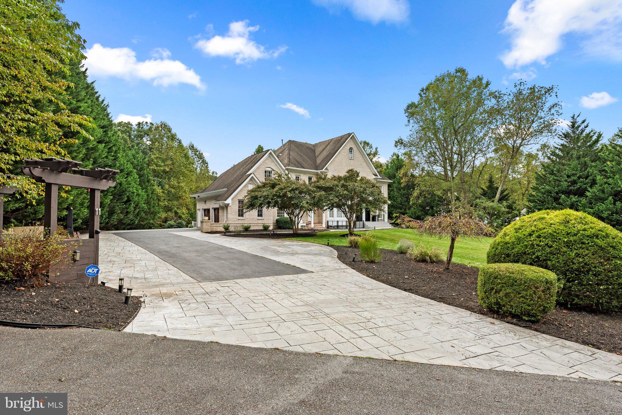 ROCKY BROOK PARK - Residential