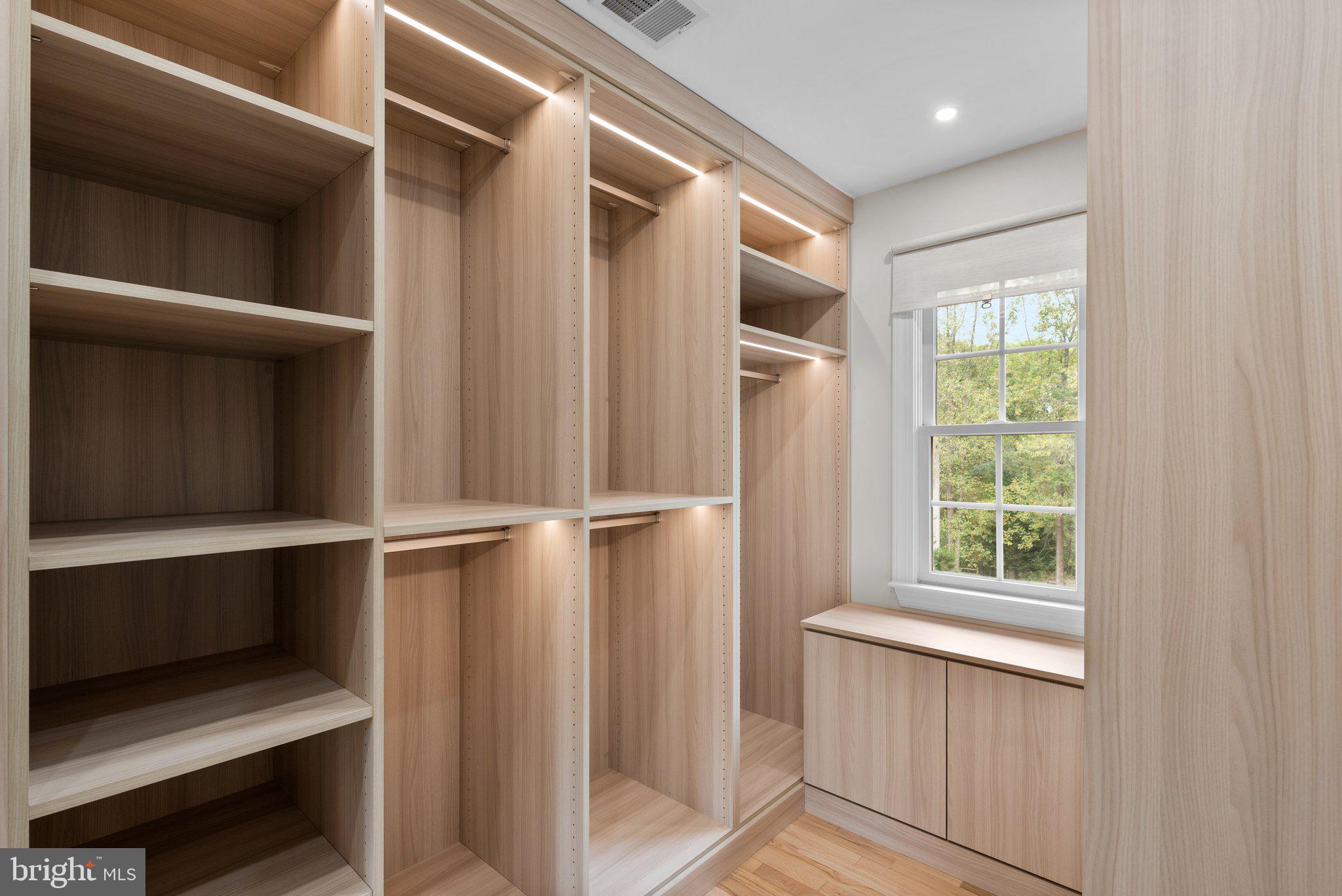 ROCKY BROOK PARK - Residential