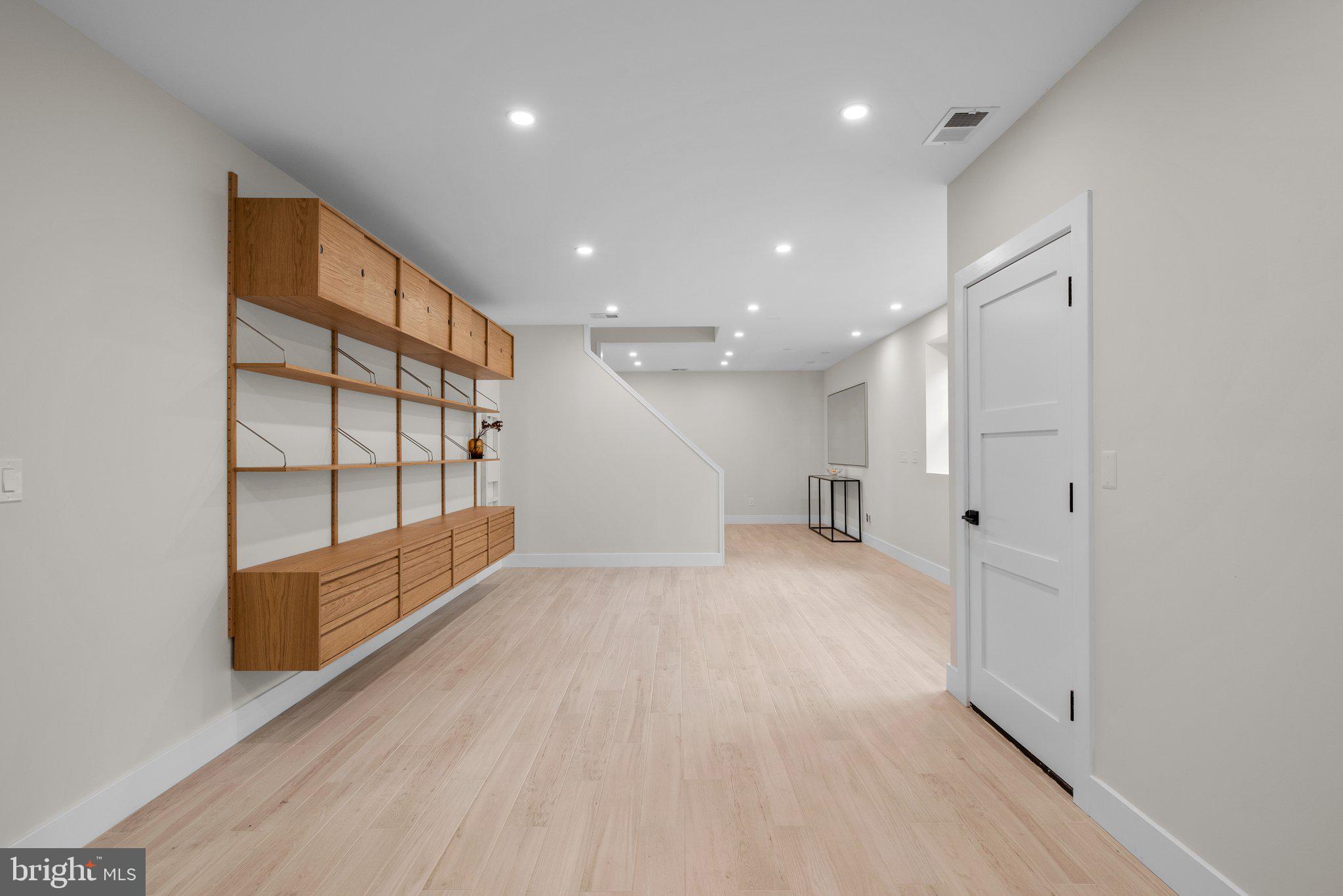 ROCKY BROOK PARK - Residential