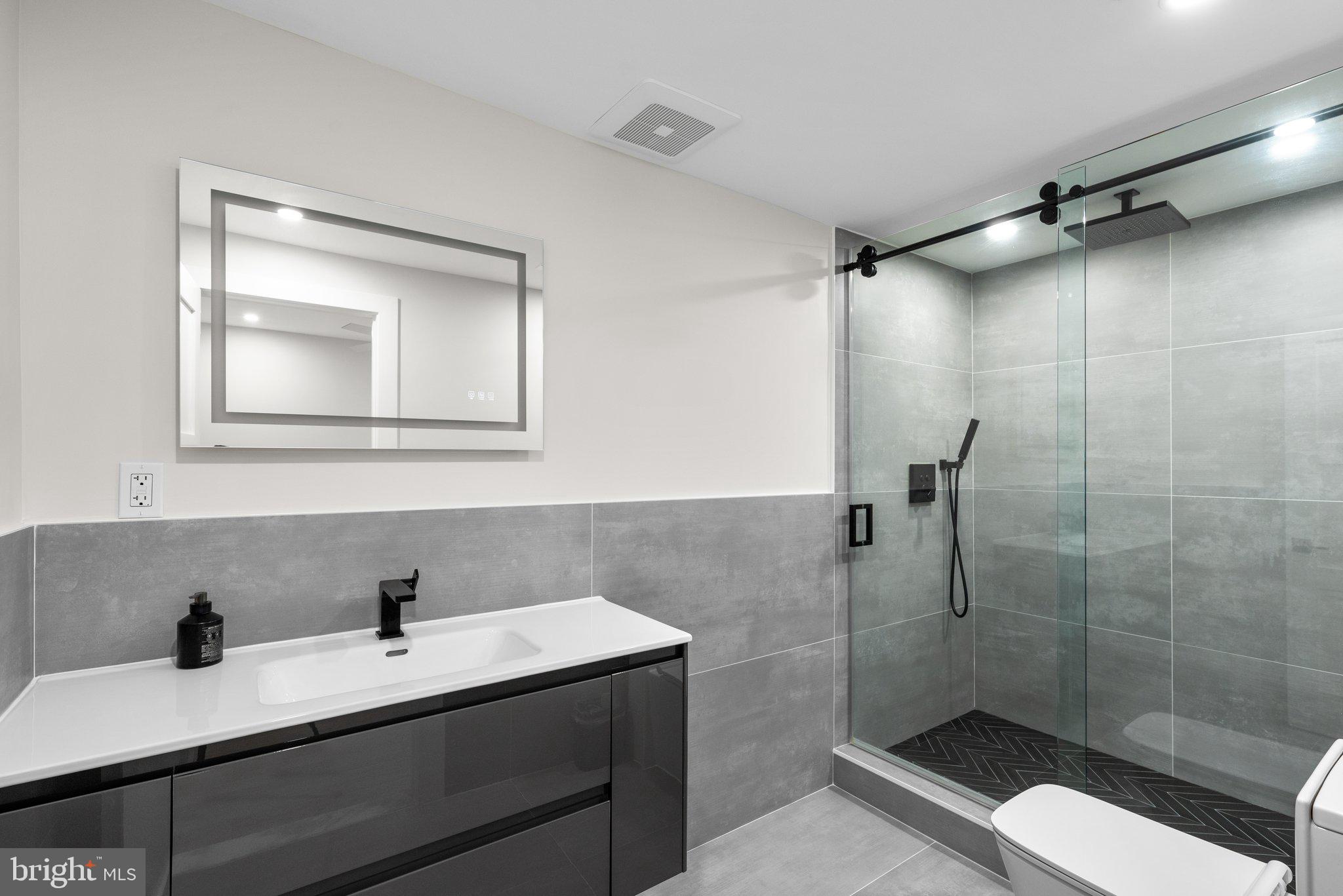 ROCKY BROOK PARK - Residential