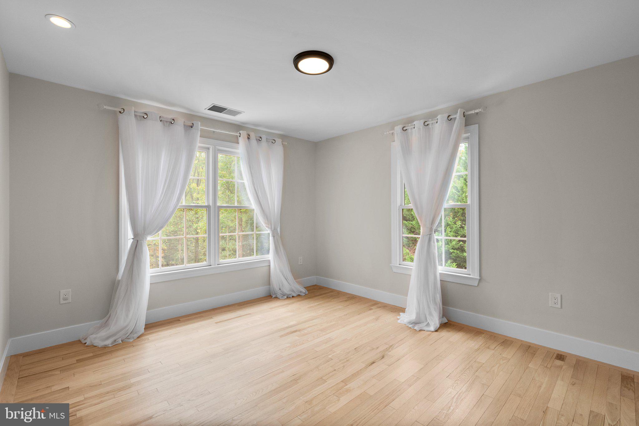 ROCKY BROOK PARK - Residential