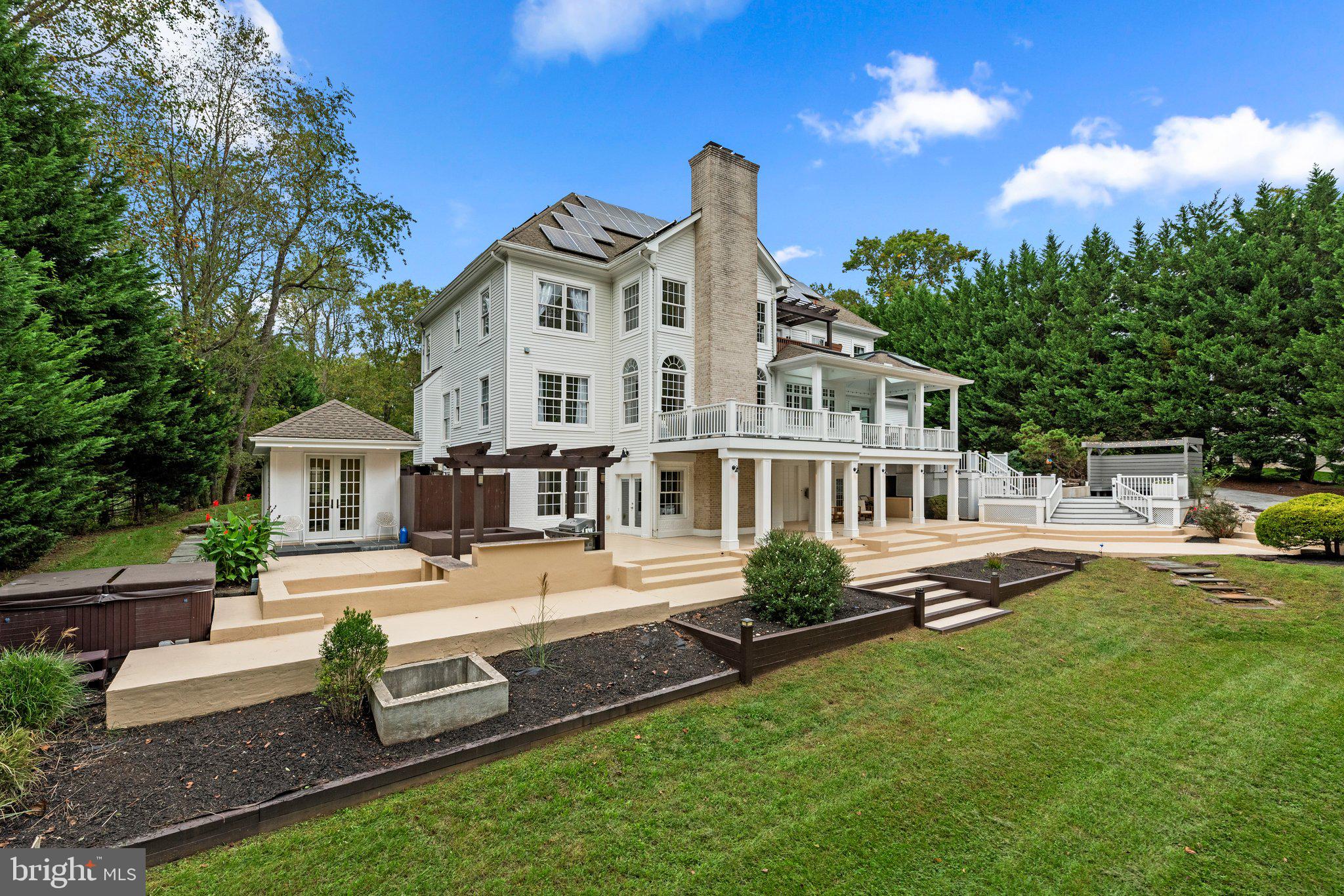 ROCKY BROOK PARK - Residential