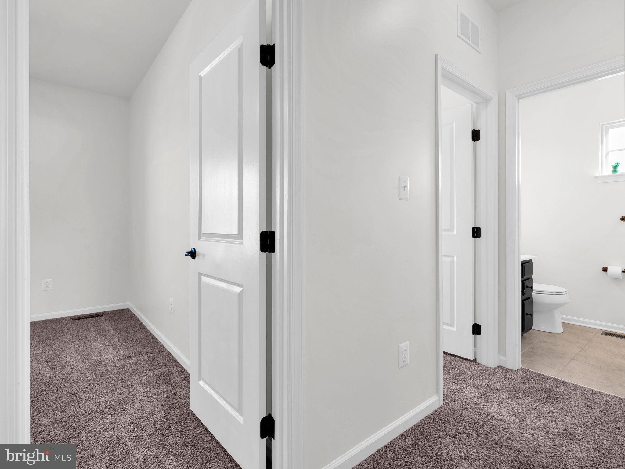 CREEKSIDE VILLAGE AT TANYARD SPRINGS - Residential