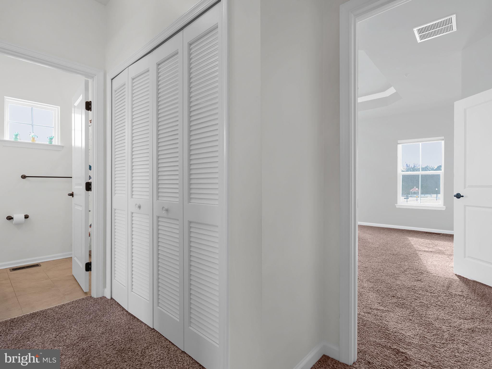 CREEKSIDE VILLAGE AT TANYARD SPRINGS - Residential