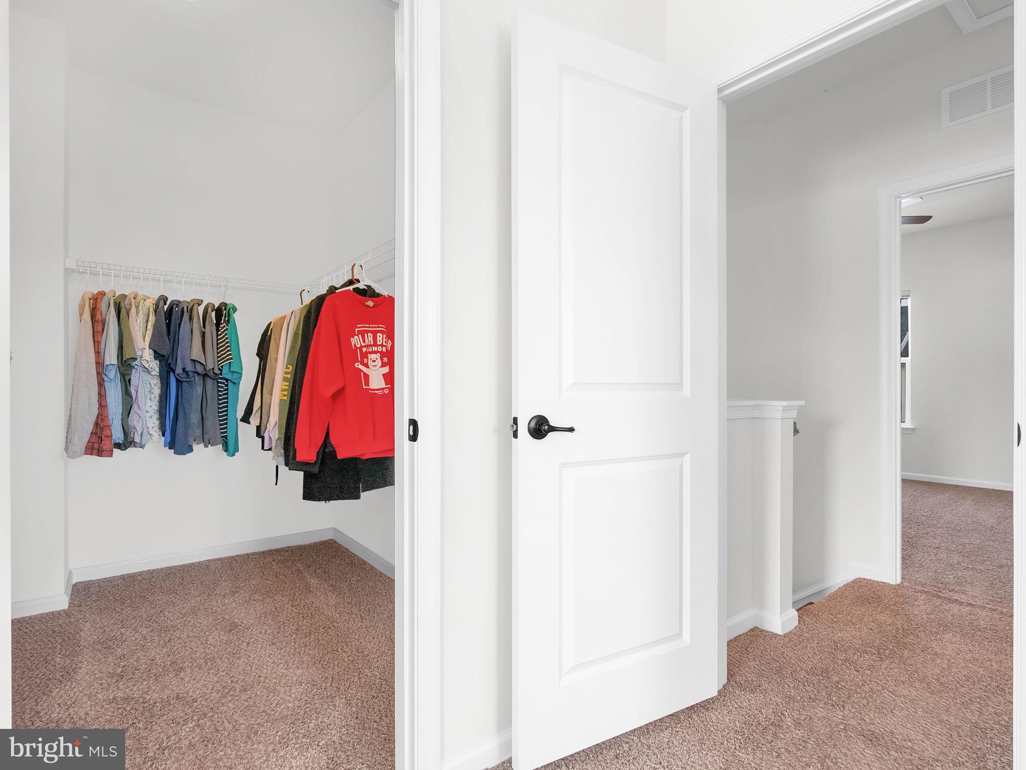 CREEKSIDE VILLAGE AT TANYARD SPRINGS - Residential