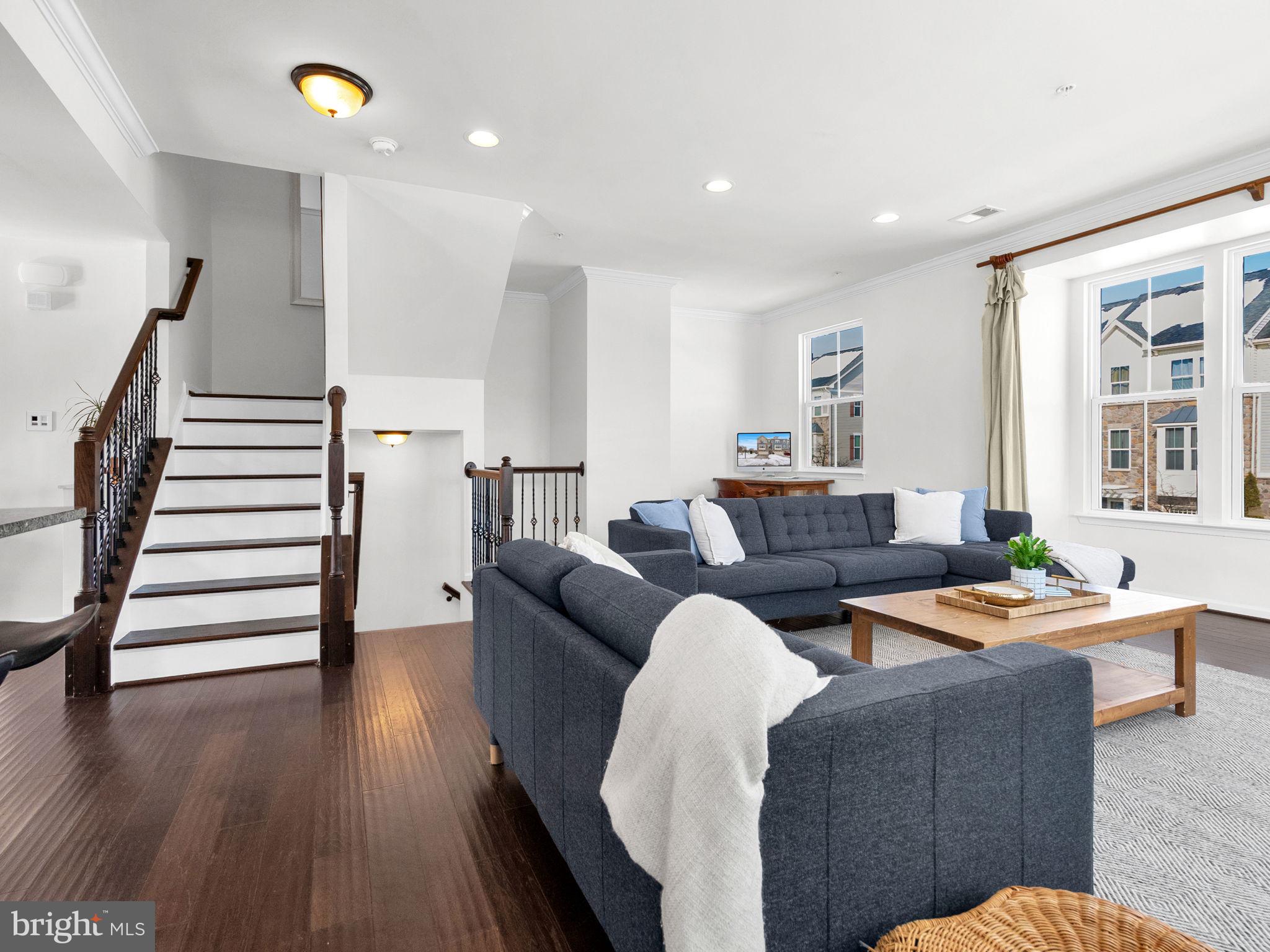 CREEKSIDE VILLAGE AT TANYARD SPRINGS - Residential