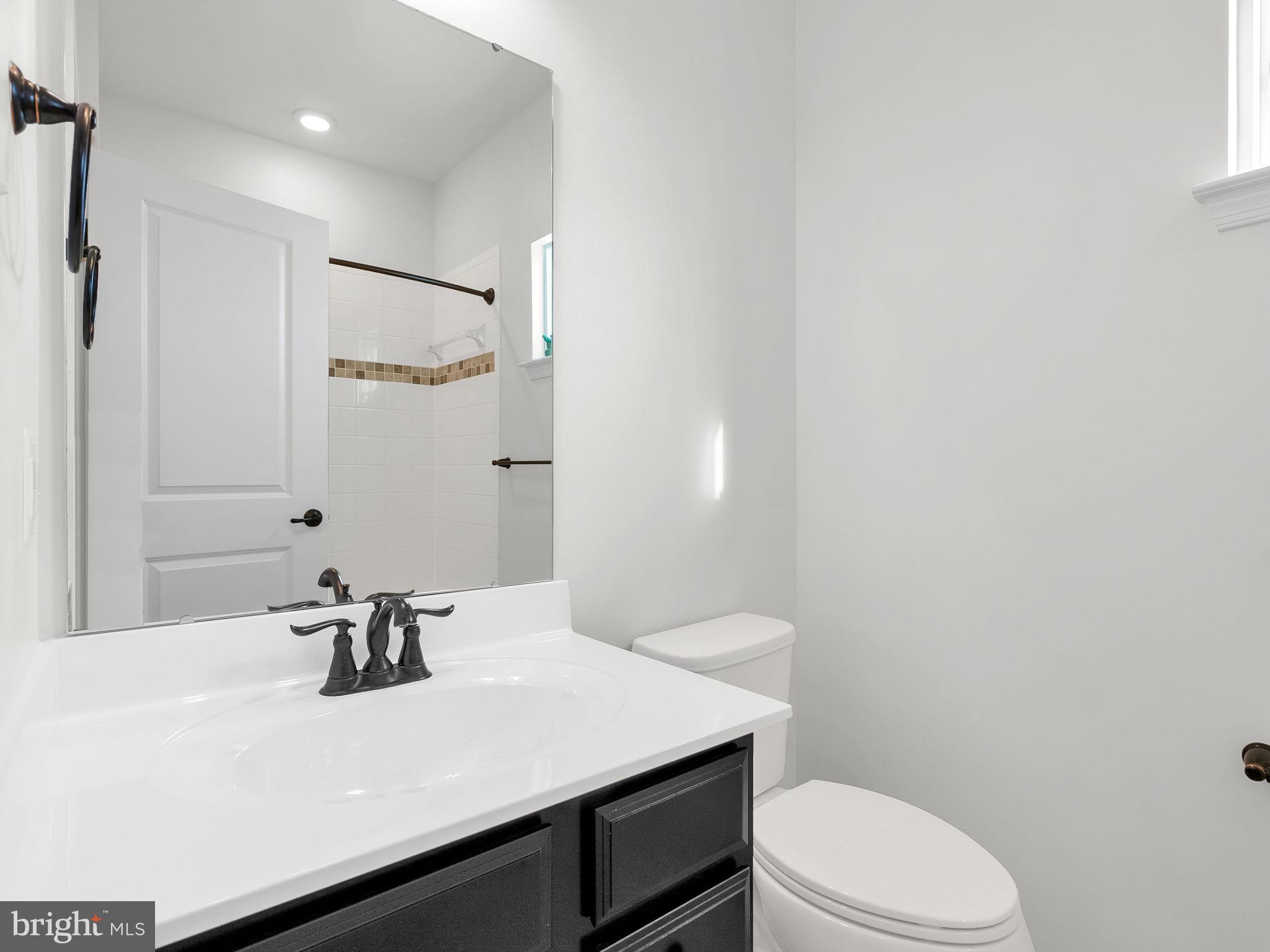 CREEKSIDE VILLAGE AT TANYARD SPRINGS - Residential