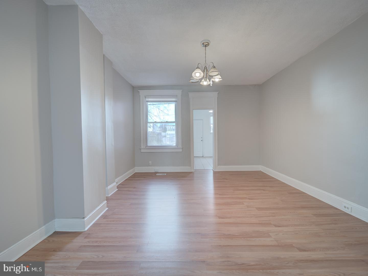 CHARLES VILLAGE - Residential