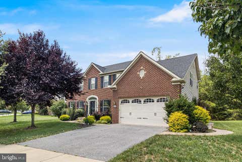 Photo of 10660 Long Leaf Lane, WALDORF, MD 20603 (MLS # MDCH2055804)
