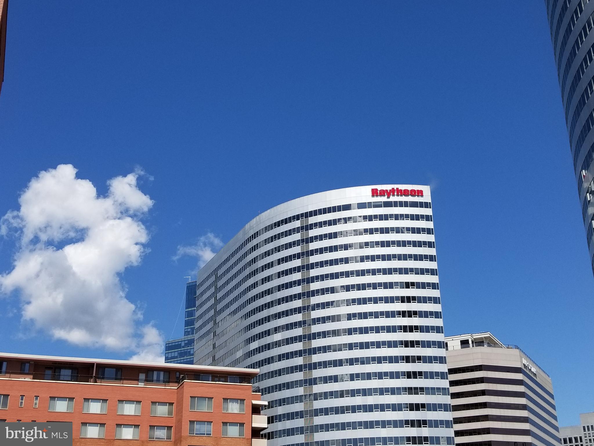 RIVER PLACE EAST - Residential Lease