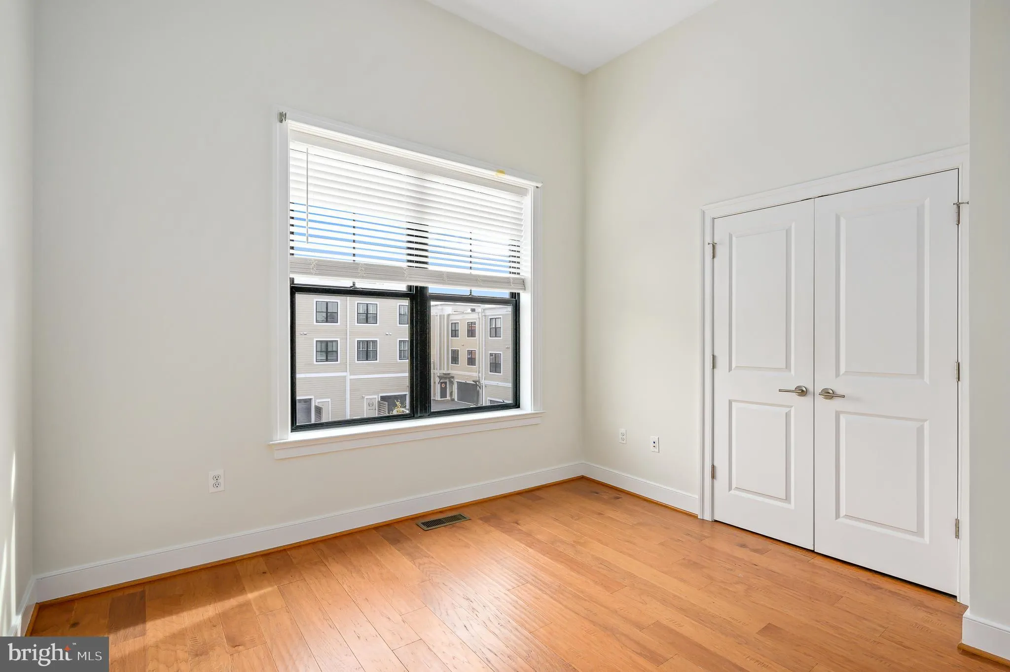 Leesburg, Virginia 20176, United States, 3 Bedrooms Bedrooms, ,3 BathroomsBathrooms,Residential,Active,87965