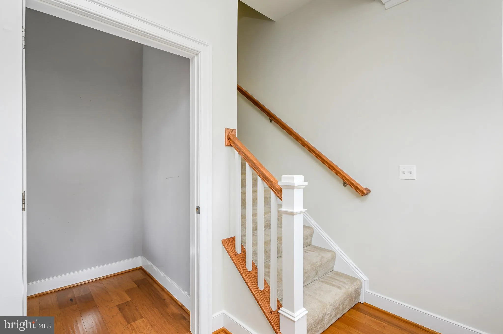 Leesburg, Virginia 20176, United States, 3 Bedrooms Bedrooms, ,3 BathroomsBathrooms,Residential,Active,87965