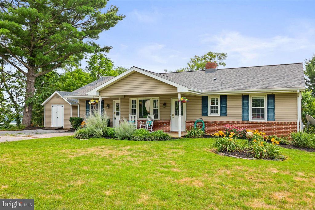 Photo of 1562 Ridge Road, ELIZABETHTOWN, PA 17022 (MLS # PALA2092084)