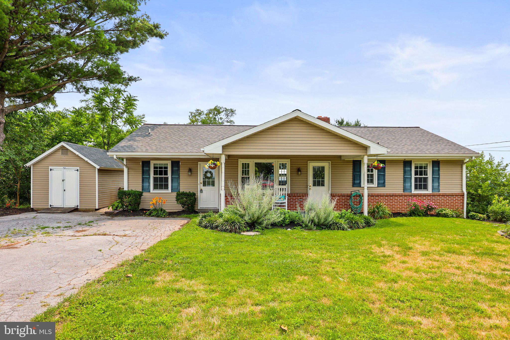 1562 RIDGE ROAD