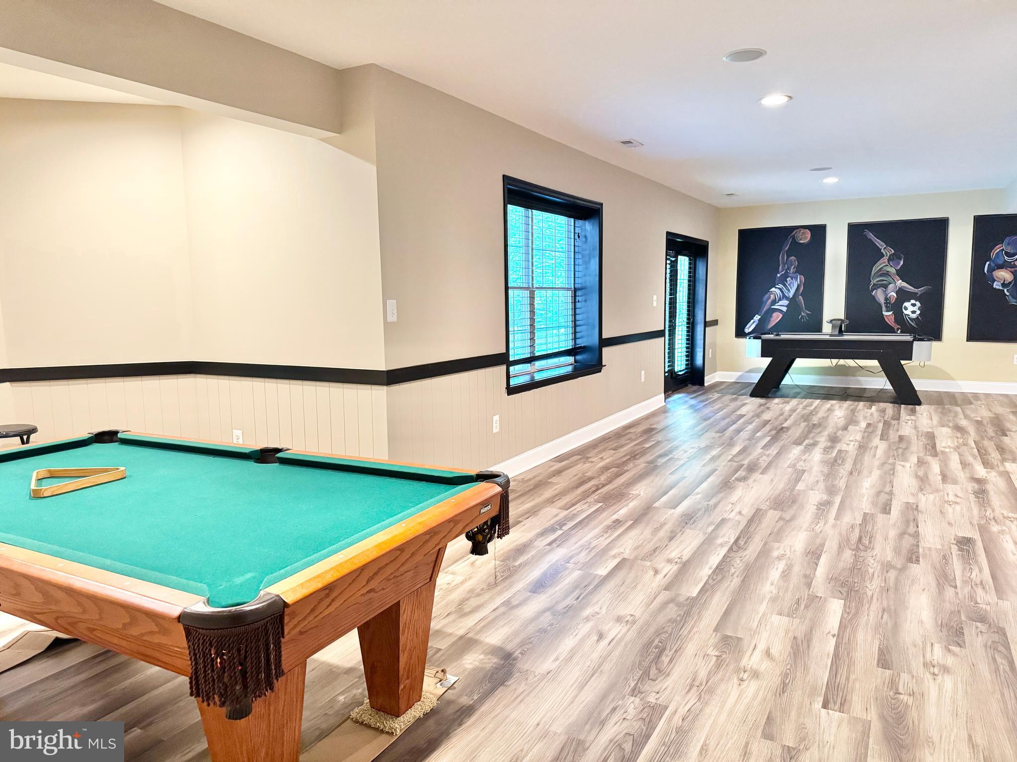 STONEWALL MANOR - Residential Lease