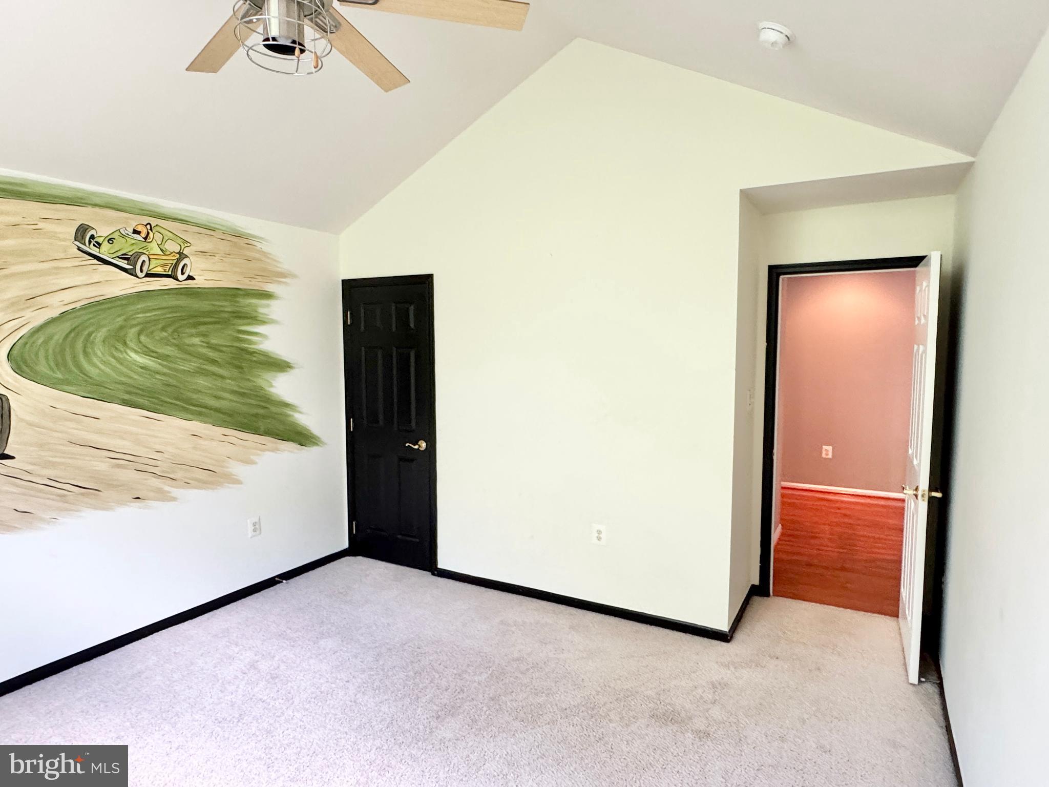 STONEWALL MANOR - Residential Lease