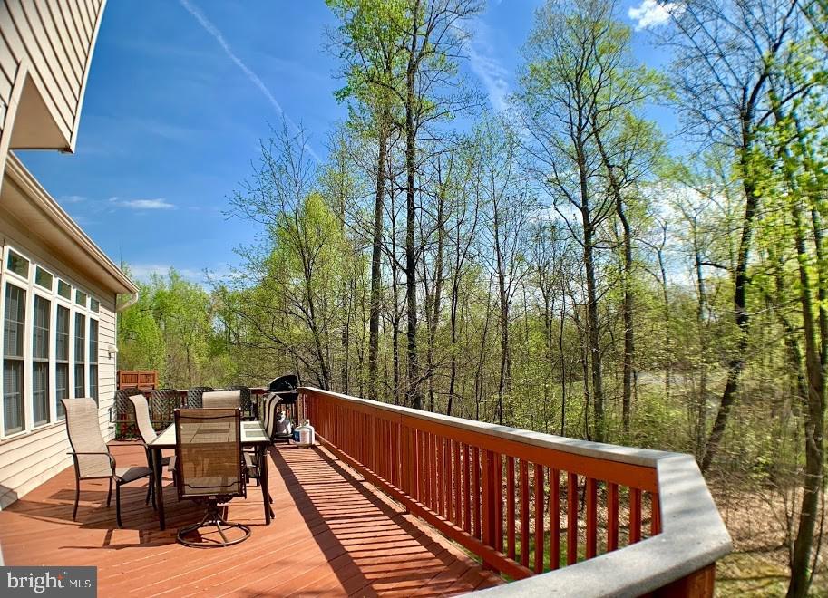 STONEWALL MANOR - Residential Lease