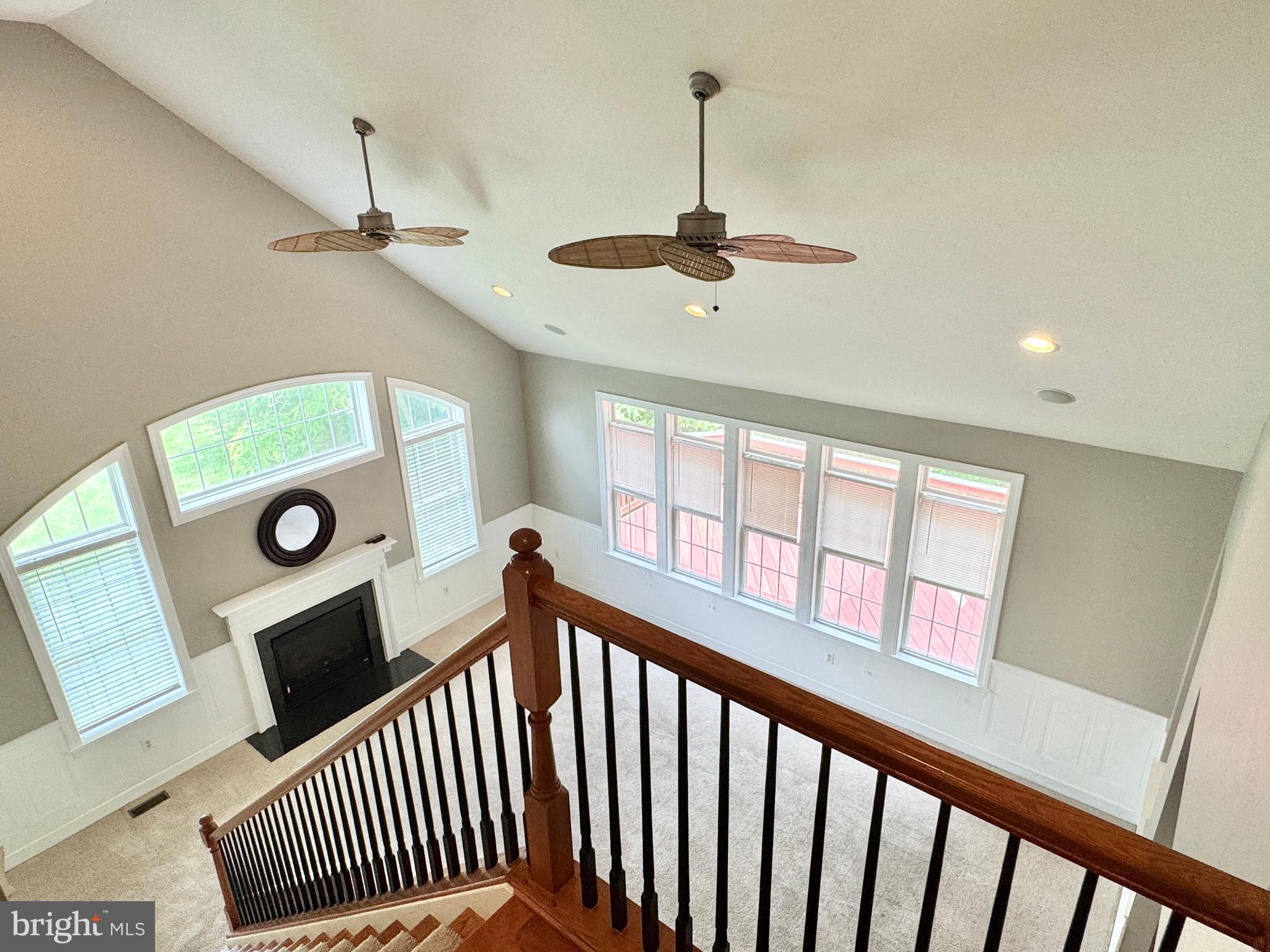 STONEWALL MANOR - Residential Lease