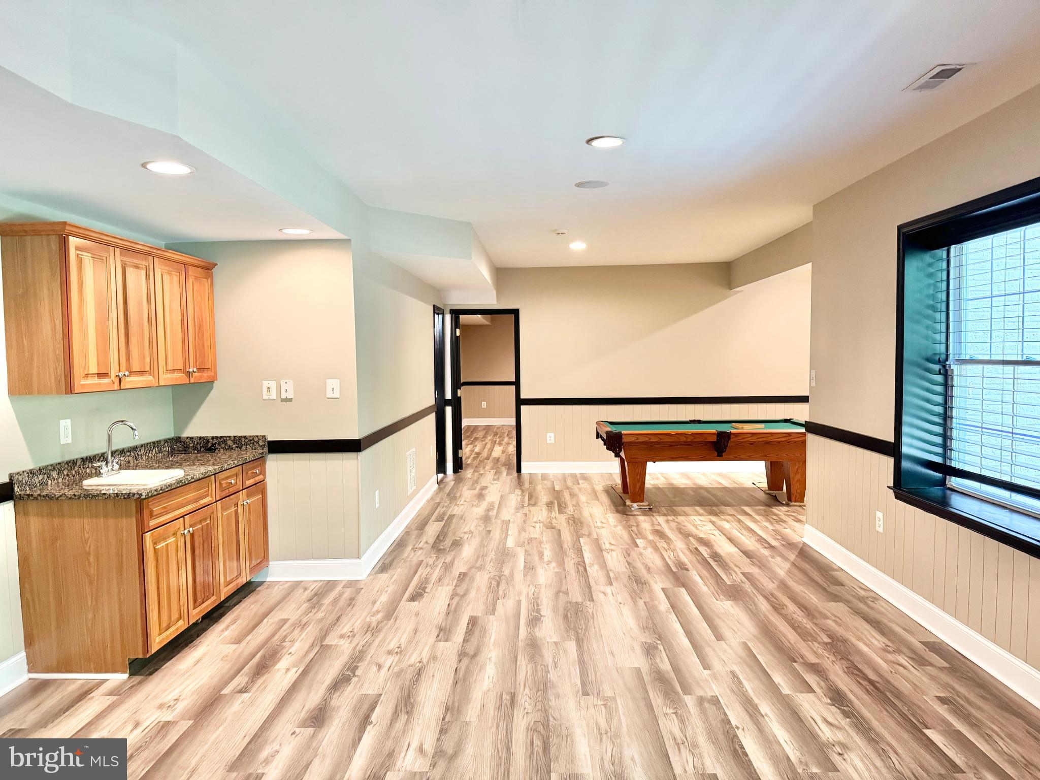 STONEWALL MANOR - Residential Lease