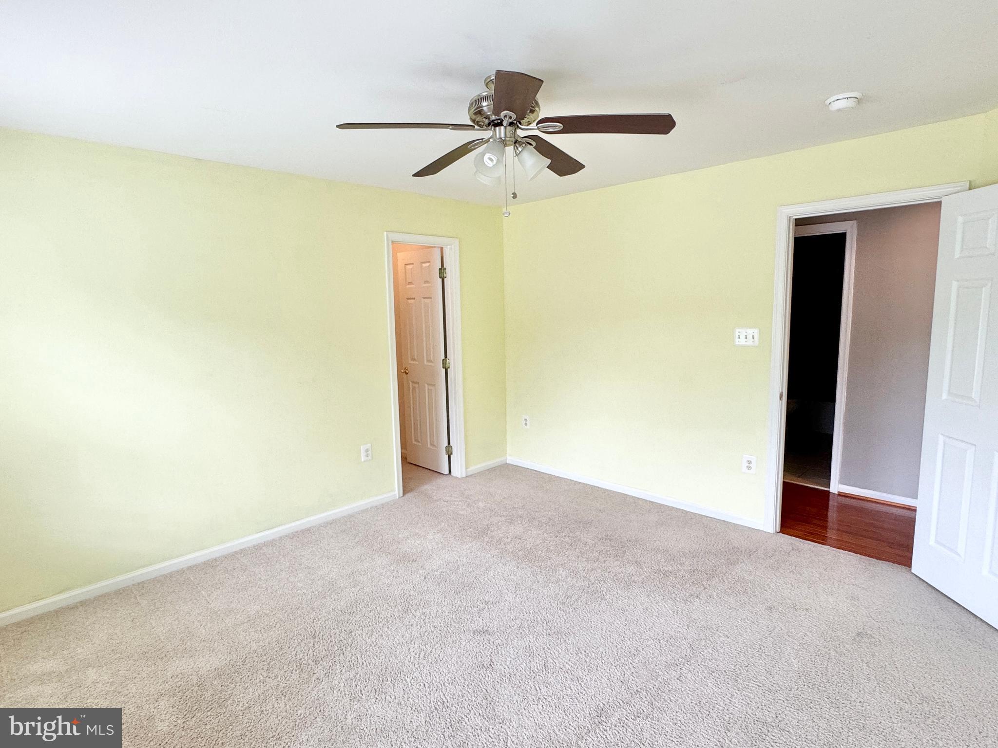 STONEWALL MANOR - Residential Lease