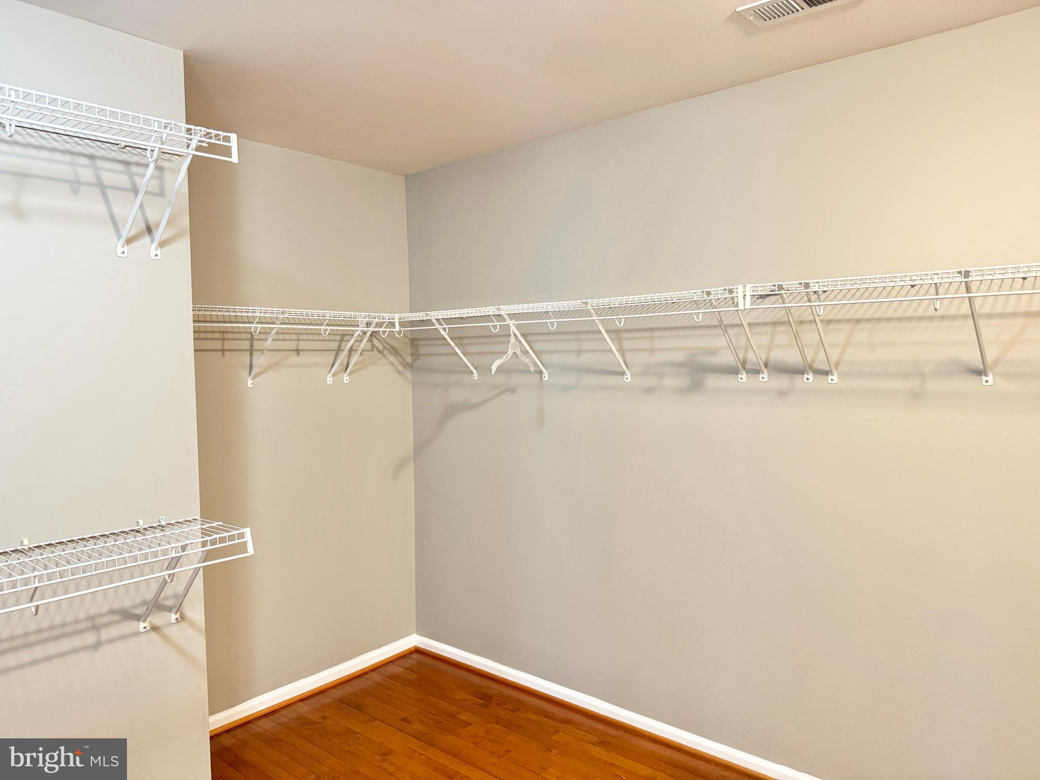 STONEWALL MANOR - Residential Lease