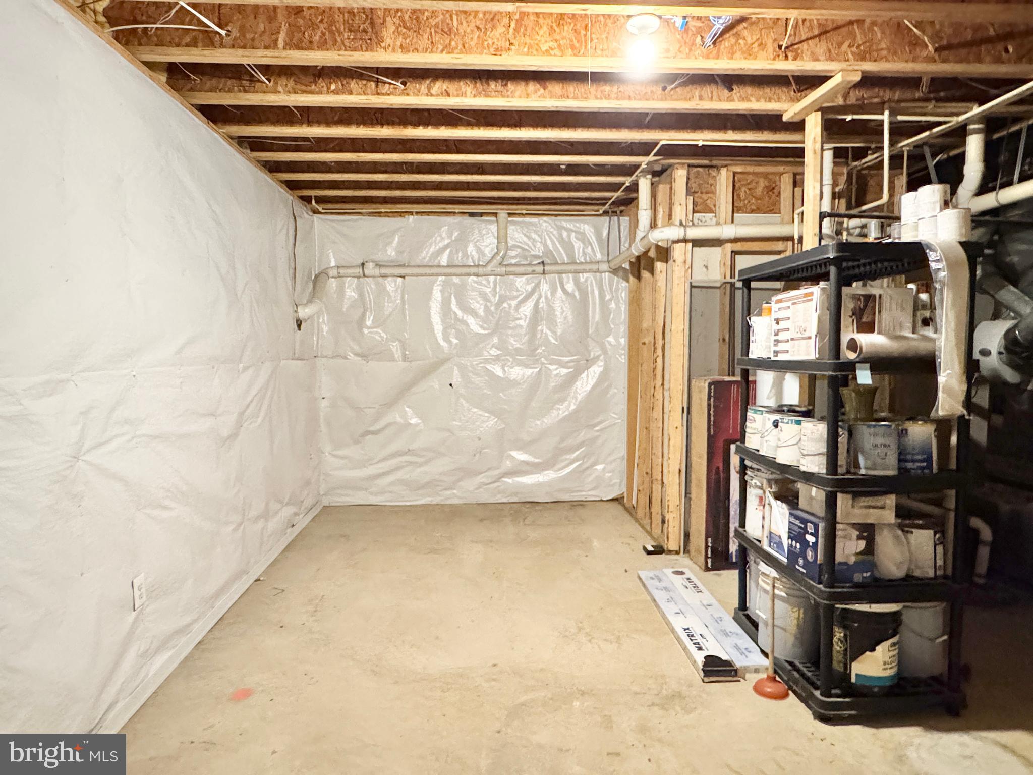 STONEWALL MANOR - Residential Lease